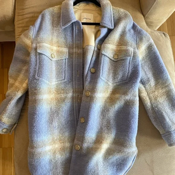 Wifred Shacket - Picture 2 of 3